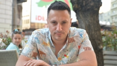 ZGODAN TI JE BRAT! Andrija Milošević pokazao mlađeg brata, a dame su odlepile za njim!