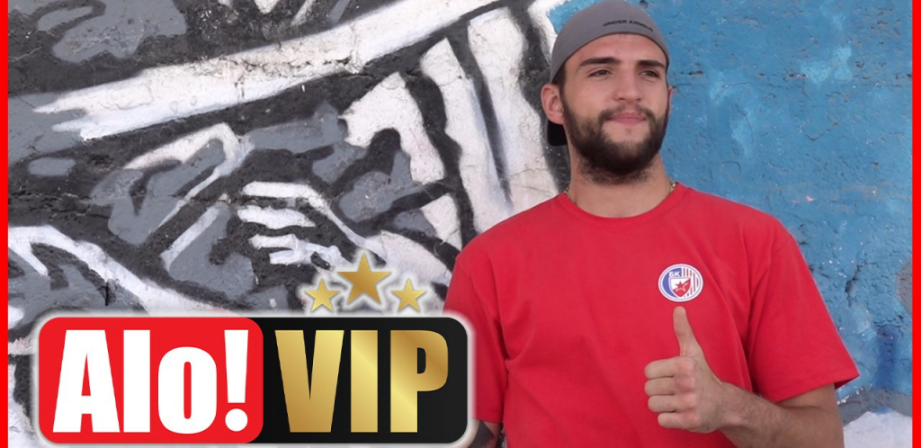 VELJKO RAŽNATOVIĆ SE PRESELIO NA SELO I ZA ALO!VIP OTKRIO KAKO ŽIVI Ja sam srećan čovek kome je Bog dao sve! (VIDEO)