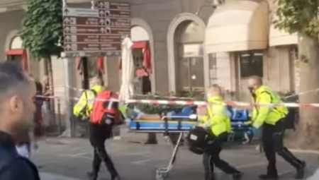 PUCNJAVA U TRSTU Albanci sa Kosova divljaju naoružani, osmoro ranjenih na ulicama italijanskog grada (VIDEO)