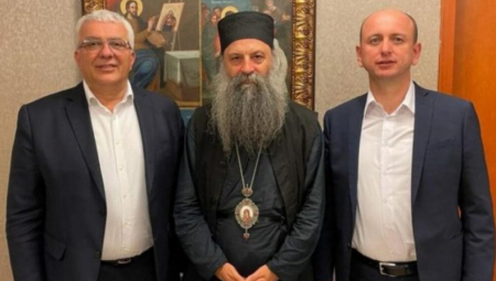 UZ CRKVU U NAJTEŽIM TRENUCIMA Patrijarh Porfirije se zahvalio liderima DF-a!