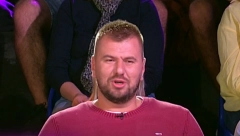 JANJUŠ SE OFARBAO, PA JAUKAO OD BOLA Zadrugar ovo nije mogao da podnese, kukao na sav glas!