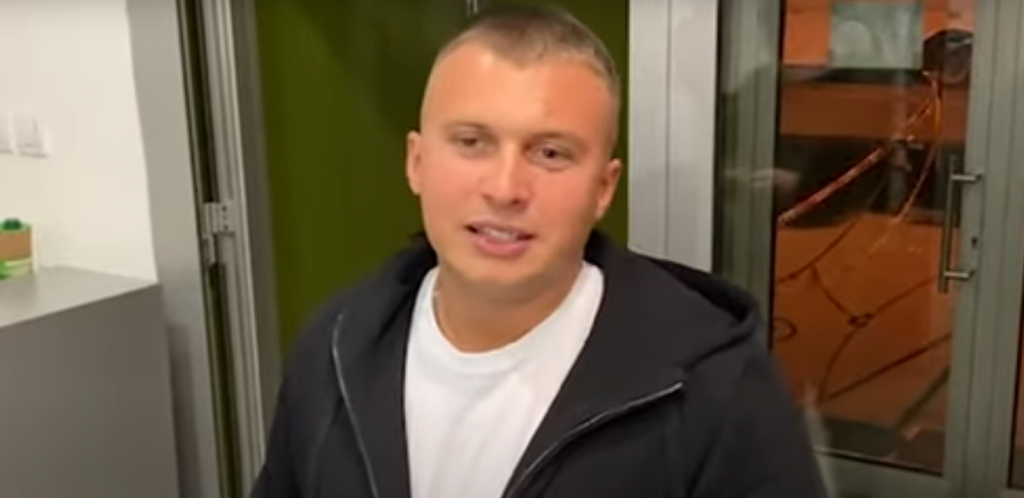 TREBAJU MU PARE ZA RENOVIRANJE KUĆE Stefan Karić iznenada ušao u "Zadrugu 5"!