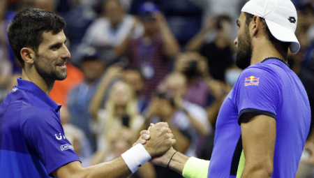 VIDI SVOJU ŠANSU! Grend slem finalistu ne zanima mnogo Novakova situacija, tvrdi da je skoncetrisan na turnir!