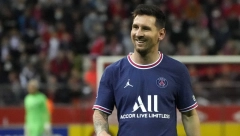 PARIZ JOŠ UVEK ČEKA NA DEBI MESIJA! Argentinac propušta naredni meč PSŽ-a?