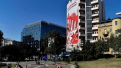 NAVIJAČI SU ODUŠEVLJENI Zvezdin baner ukrasio Beograd
