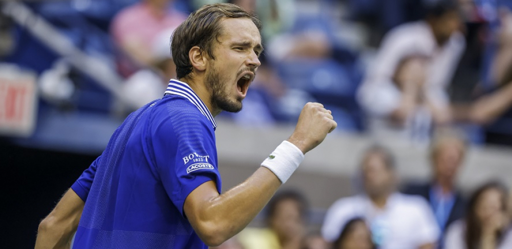 MEDVEDEV NEMA NAMERU DA STANE! Novaku je srušio snove, a sada je poslao poruku kojom je uplašio sve rivale!