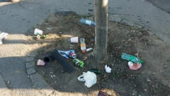 GORAN VESIĆ RASKRINKAO LAŽNI EKOLOŠKI POKRET, OSTAVILI PUN GRAD ĐUBRETA ZA SOBOM Ako kažete da vam je ekologija važna, za početak pokupite smeće za sobom