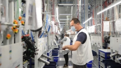 ZARADA I DO 2.000 EVRA MESEČNO Posla ima u Srbiji, ali nema radnika: Za tri minuta rada 8.000 dinara