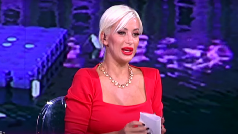 MNOGO TOGA SAM PROŠLA NA POČETKU KARIJERE Dušica Jakovljević priznala da "nije dobijala prave šanse", a sad je otkrila kako je ipak uspela u svetu medija!