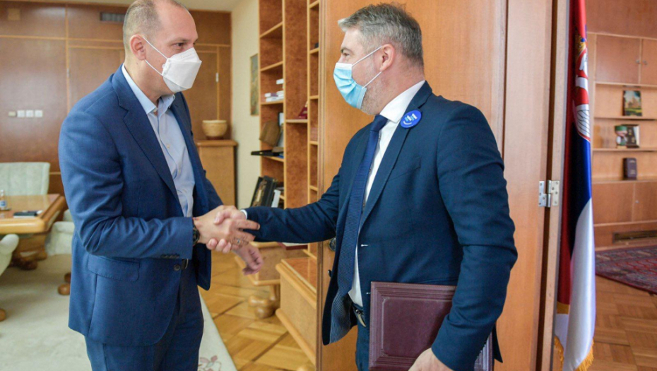 SASTANAK ŠERANIĆA I LONČARA Dogovoreno jačanje saradnje za uspešniju kontrolu nad koronavirusom