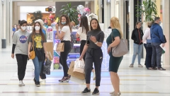 KORONA BILANS U FRANCUSKOJ Manje od 50 zaraženih na sto hiljada, deca u školu bez maske