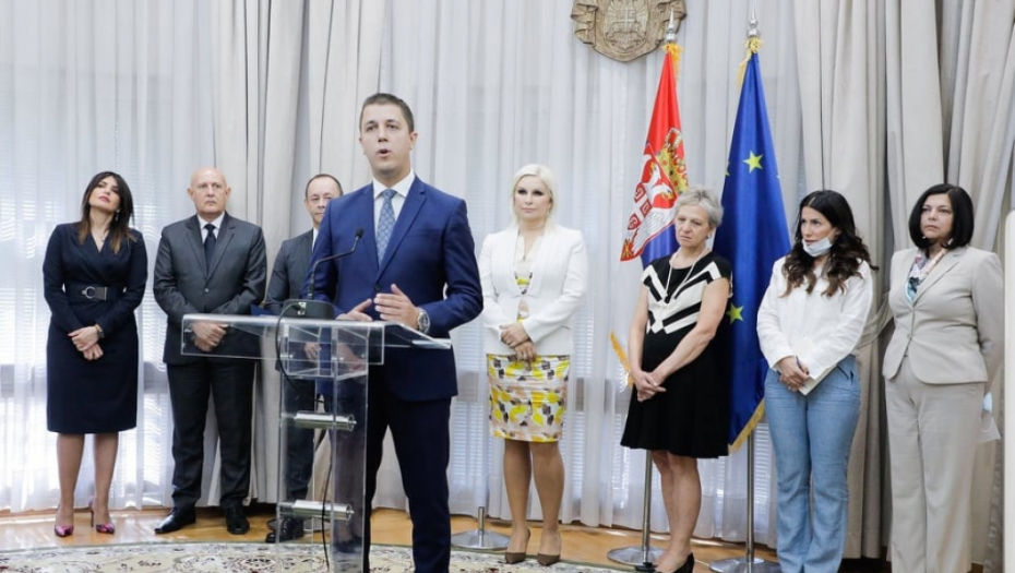 SAOPŠTENO IZ MINISTARSTVA FINANSIJA Potpisana dva važna ugovora vrednosti 40 miliona evra koja će promeniti život građanima Srbije