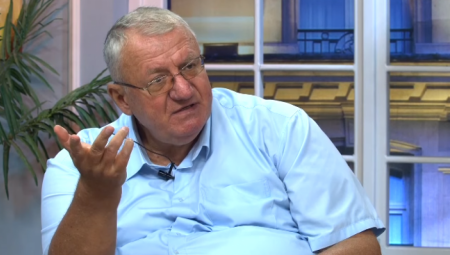 ŠEŠELJ LIKUJE ZBOG UŽASNIH VESTI ZA LAŽNU DRŽAVU Separatističke vlasti u Prištini doživele fijasko