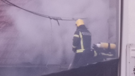 JEZIVI DETALJI TRAGEDIJE U SOMBORU Ubio ženu i ćerku, zapalio kuću, pa se obesio!
