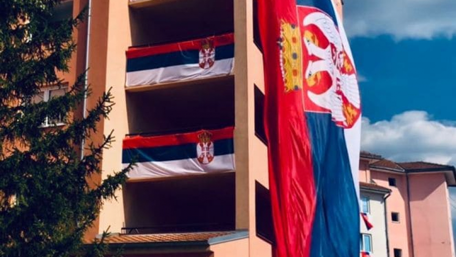 PETKOVIĆ: Na KiM sve spremno za proslavu praznika, naši građani sa ponosom ističu srpsku zastavu!
