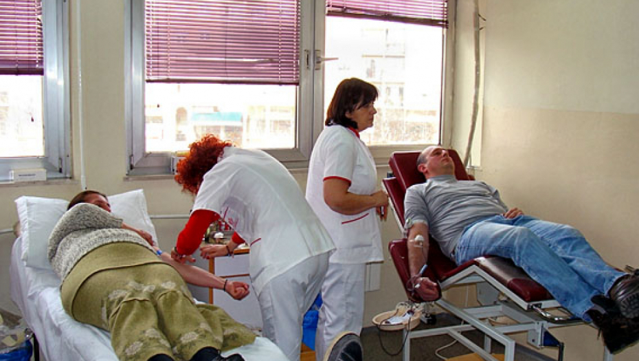 NAGLO ZAHLAĐENJE JE OPASNO Dr Vukićević otkriva upozoravajuće znake pre moždanog udara i kako treba reagovati