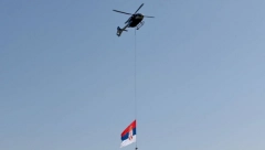 HELIKOPTERI NADLEĆU BEOGRAD Pripadnici MUP obeležavaju Dan srpskog jedinstva (FOTO)(VIDEO)