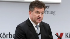 STEŽE SE OBRUČ OKO LAŽNOG PREMIJERA Lajčak hitno doputovao u Prištinu - da li će se konačno formirati ZSO?!