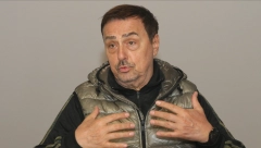 ROBOT PEVAČA HIT NA INTERNETU Keba se oglasio povodom lutke sa njegovim likom, pa objasnio otkud ona na svetskom tržištu (VIDEO)