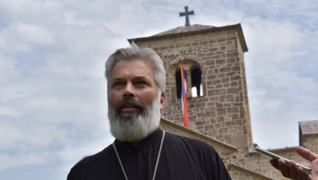 IGUMAN DANILO: Prvi put u istoriji hrišćanstva narko mafija ratuje sa crkvom!