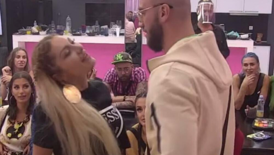 MENSUR I IRMA ZARATILI NA KRV I NOŽ! Uneli se jedno drugom u facu, pljuštale uvrede i pretnje na sve strane!