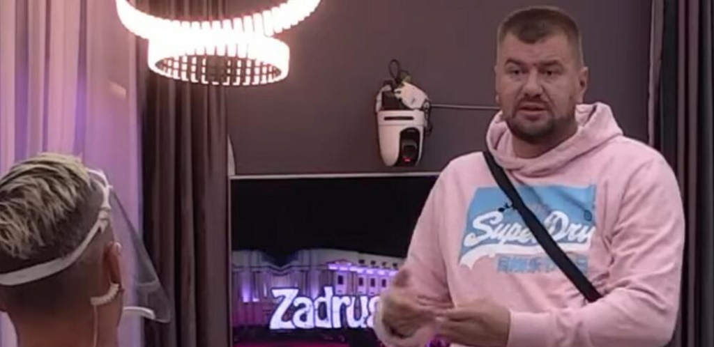 JANJUŠ DOČEKAO SVOJIH PET MINUTA  Ovaj trenutak je nešto najlepše za njega