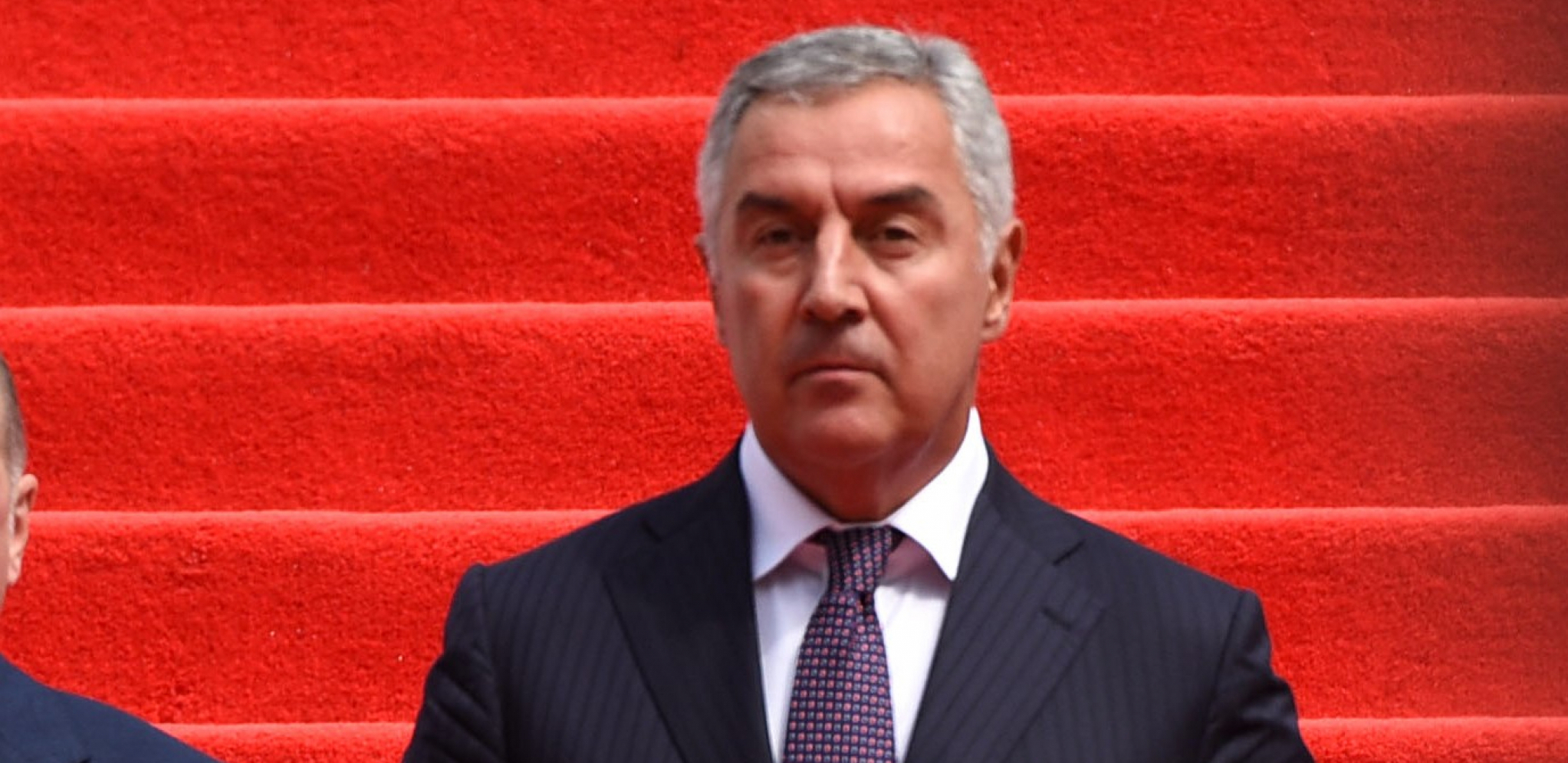 "DAJEMO PARE MILU LIČNO NA RUKE" Đukanović se oglasio o aferi koja drma Crnu Goru