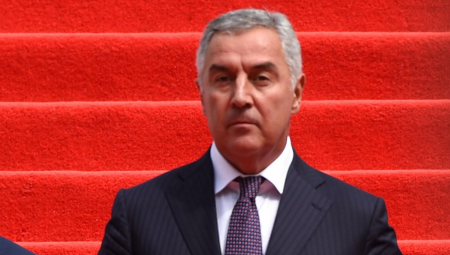 "POŠTUJEMO RUSIJU, ALI..." Đukanović komentarisao zabranu preleta aviona Sergeja Lavrova