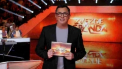 TO SU NEZGODNE SITUACIJE Voja Nedeljković se sa ovim pevačem pre deceniju poljubio za Novu godinu, a ono što mu je on rekao je šokiralo sve!