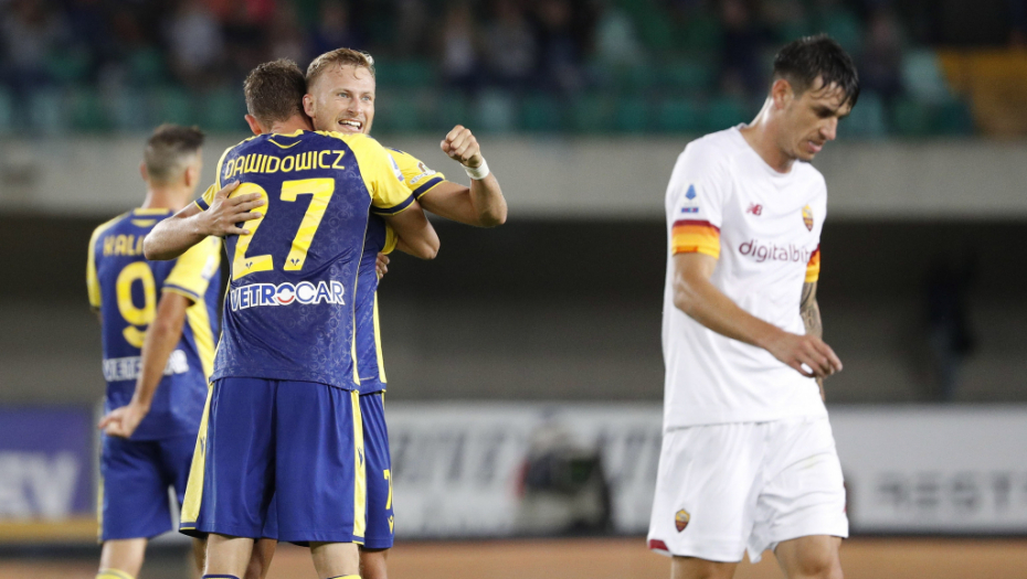 LUDILO U VERONI! Srbin postigao autogol, ali slavio! Četiri gola za 15 minuta i prvi poraz Murinja u Romi! (VIDEO)