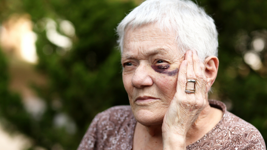 PIJAN DAVIO MAJKU Pretio joj je i ubistvom