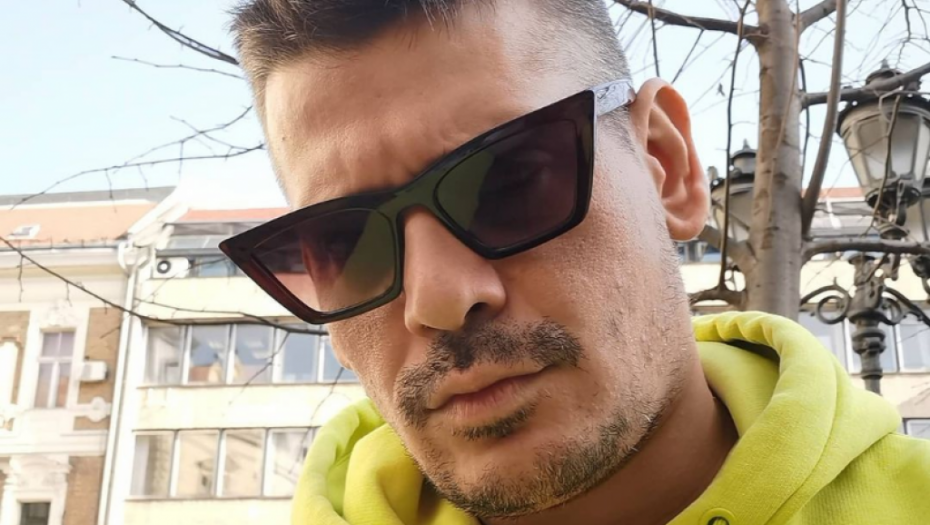 PROKLETI ŽIVOT IDE DALJE, ALI IDEM I JA! Milan Laća Radulović u tužnoj ispovesti progovorio o detinjstvu i gubitku majke i brata