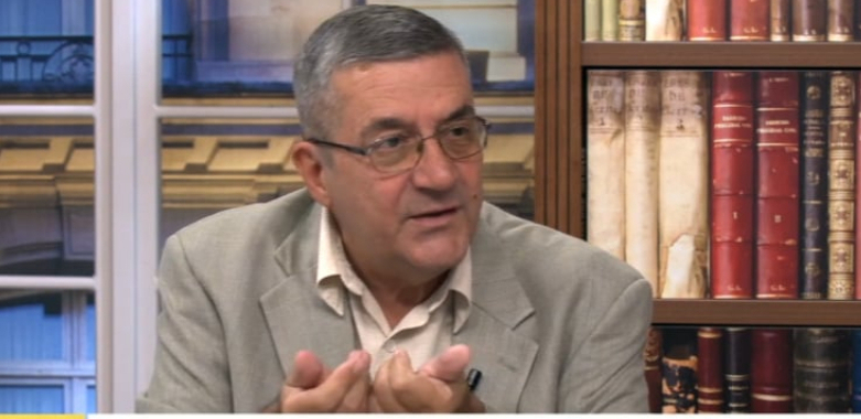 SRĐA TRIFKOVIĆ SAOPŠTIO LOŠE VESTI ZA SARAJEVO BiH je mrtvac kog treba isključiti sa aparata za reanimaciju