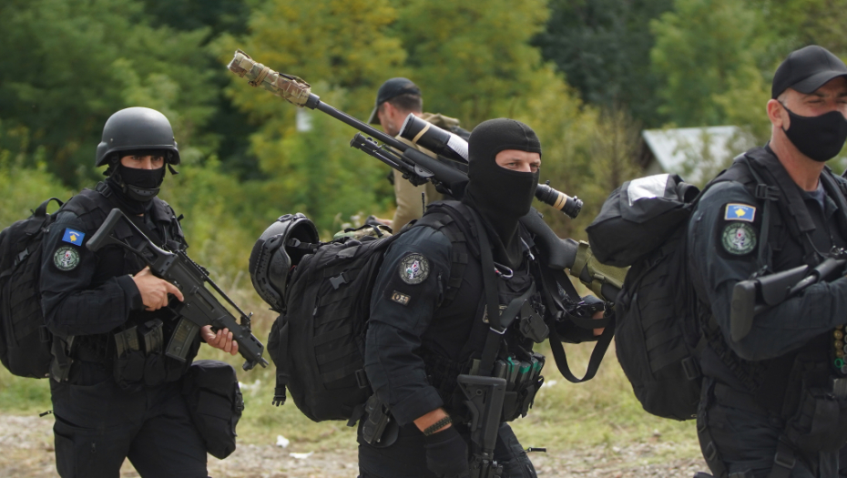 ŠIPTARI SE SPREMAJU ZA RAT Kurti želi upad na sever Kosova, osvanule osmatračnice iznad Jarinja, instaliraju se snajperska gnezda!