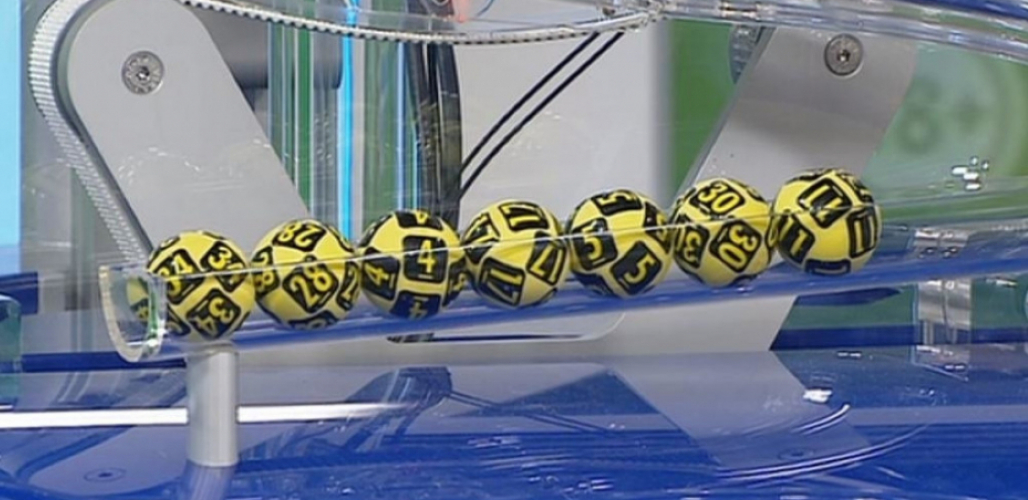 POSTANITE MILIONER, EVO ŠTA SVAKI ZNAK TREBA DA ZAOKRUŽI Astrolog otkrila najsrećnije loto brojeve za vikend - U Srbiji nekog čeka 1.200.000 evra