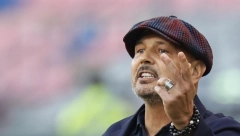 SINIŠINA ISPOVEST Mihajlović prvi put posle izlaska iz bolnice izašao pred novinare: Bilo je teže ovog puta