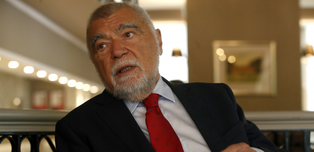 USTAŠKI POTOMAK UPOREDIO SRBIJU I HITLERA Stjepan Mesić: Srbi su najveći problem regiona!