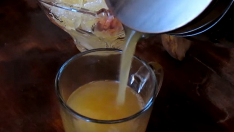 PIJE SE SAMO 1 ČAŠA DNEVNO: Izuzetno moćan sirup, pročišćava arterije i snižava krvni pritisak