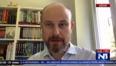 ĐILASOV TABLOID GORI Što ne osudite Vučića, što ne kažete da su Srbi genocidni?!