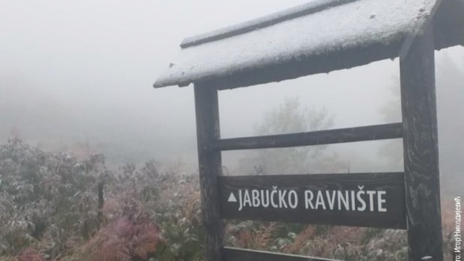 PAO PRVI SNEG Evo koji delovi Srbije su se zabeleli
