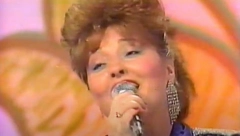 POTRESNA PRIČA NAŠE POZNATE PEVAČICE Od bola se razbolela, a do smrti je dozivala ćerkino ime