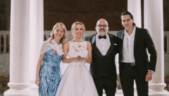 LUKSUZ I RASKOŠ! Donosimo vam ekskluzivne fotografije sa glamurozne svadbe Tonija Cetinskog, pevač nije štedeo za najbitniji dan u životu! (FOTO)