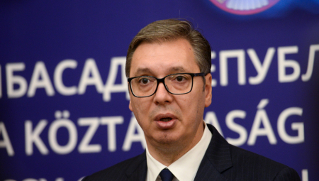VUČIĆ SAZNAO KO SRBIJI RADI O GLAVI Ima podršku Zapada, ne znam ko može da mu se suprotstavi...