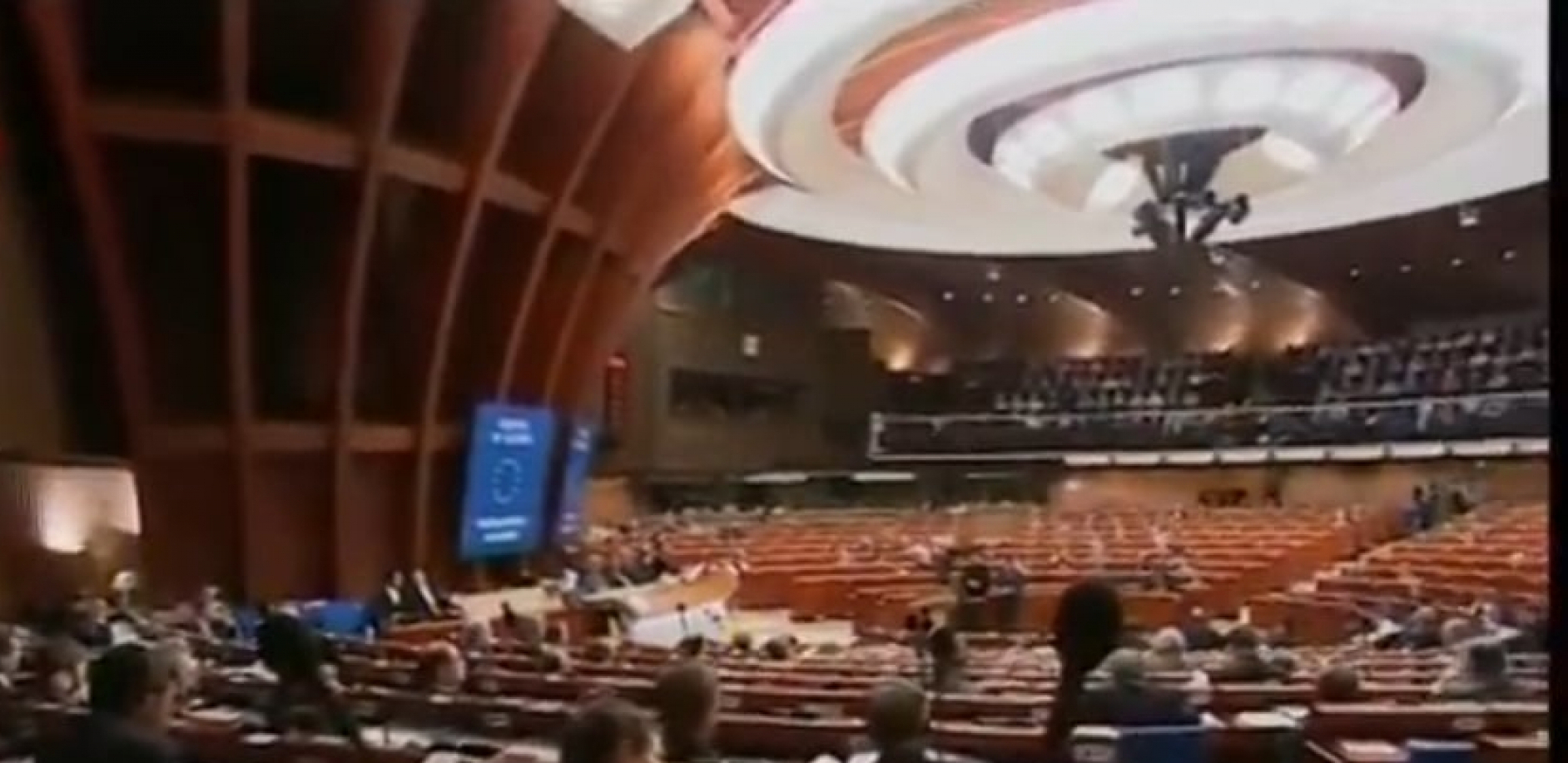 BRUTALAN LOPOVLUK U BRSELU! EU ukrala Rusiji 300 milijardi dolara! Pokušavaju da ih hitno operu!