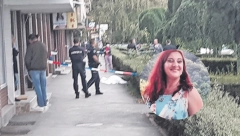 U BORU SVI ŠOKIRANI POSTUPKOM Ubica se sa oružjem u ruci vratio u frizerski salon