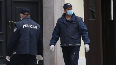 UŽAS U ZAGREBU Žena pala s 12 metara stavljajući lampice na balkon