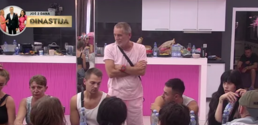UOBRAŽENI STE JER IMATE KOMPLEKSE! Lepi Mića isprozivao Cara i Marijanu, a pomenuo je i Kristijana Golubovića!