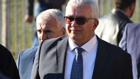 "SRUŠIŠE KUĆICU" MILOJKU Mandić: Prihvatamo ponudu Spajića!