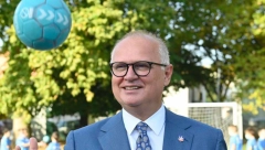 BESPLATNE ŠKOLE SPORTA ZA ĐAKE Vesić najavio da će ih do kraja godine biti u svim školama