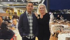 GRANDOVA PEVAČICA UŽIVALA SA PREDSEDNIKOM FENERBAHČEA Elma Hrustić pokazala ko joj pravi društvo u Turskoj!